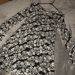 Black and white long sleeve dress from Target